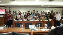 Komite I DPD RI dengan Jaringan Informal Pemerhati Isu Masyarakat Adat untuk membahas kebutuhan pengesahan RUU Masyarakat Adat