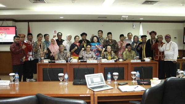 Komite I DPD RI dengan Jaringan Informal Pemerhati Isu Masyarakat Adat untuk membahas kebutuhan pengesahan RUU Masyarakat Adat