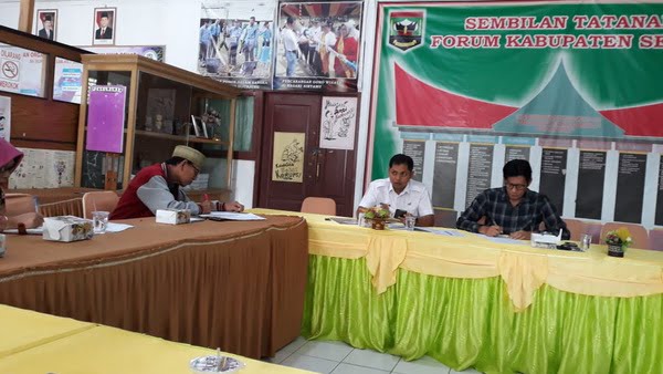 rapat koordinasi dengan Ketua tim teknis