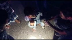 Pengedar narkoba dicokok aparat Polres Dharmasraya (foto eko - spirit sumbar)