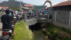 Ratusan Pemuda Banuaran Serbu PT KLG