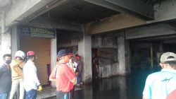 Koppas Plaza Pasar Raya Padang terbakar. (ist)
