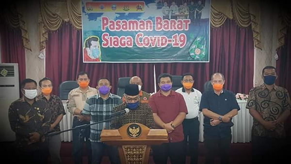 Anggota Humas Gugus Tugas Percepatan Penanganan COVID-19 Pasbar, Decky H Sahputra beri penjelasan terkait isu covid-19