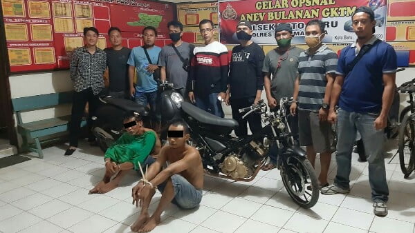 Dua pelaku curanmor berhasil di tangkap Tim Gabungan Satuan Unit Reskim Polres Dharmasraya