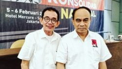 Ketua Umum Projo, Budi Arie Setiadi bersama Ketua Projo Sumbar, Muhammad Husni Nahar
