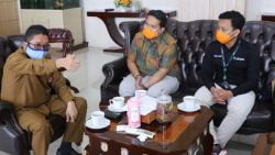 Wakil Walikota bersama Branch Manager Gojek Padang