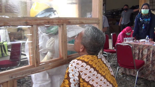 KPU Dharmasraya gelar Tes Swab