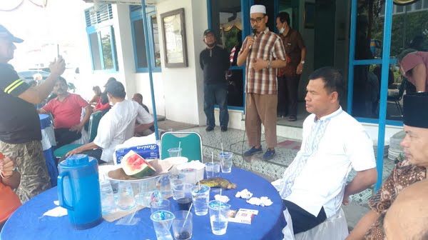PWI Sumbar ikut memotong hewan kurban