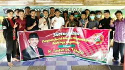 Pemuda Muhammadiyah Bukittinggi dan Agam Timur, membulatkan tekad untuk memilih dan memperjuangkan pasangan Taslim SSi Dt Tambogo - Syafrizal SH Dt Majolelo, sebagai Bupati dan Wakil Bupati Agam periode 2021-2025.