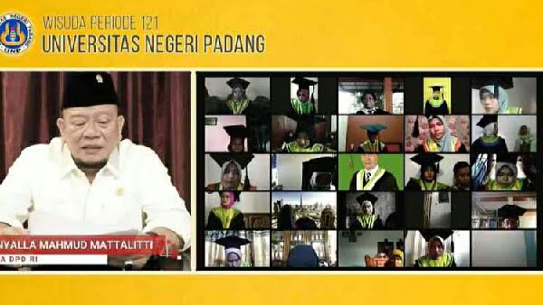 Ketua DPD RI AA LaNyalla Mahmud Mattalitti orasi di Wisuda Universitas Negeri Padang, Sabtu 19 Desember 2020
