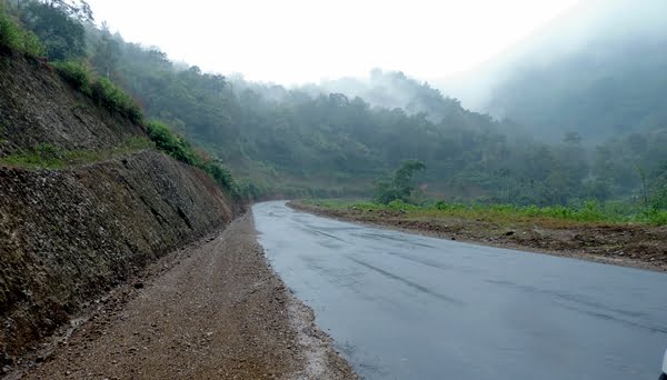 Jalan lingar selatan dari Koto Katik (belakang Islamic Center ) ke Bancah Laweh.