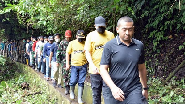 Wagub Audy, Wako Fadly dan rombongan tinjau goro pembukaabn objek wisata di Kelurahan Pasar Usang