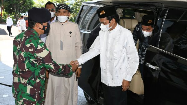 Danlantamal II sambut kedatangan Ustadz UAS