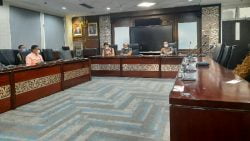 HM Nurnas buka uji tulis calon KPID Kamis 2 September 2021 di DPRD Sumbar (foto: dok)