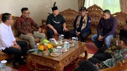 Ketua Umum Japnas Sumbar Gun Sugianto dan jajaranya bersama Wagub Audy Joynaldi sambut kedatangan Wakil Menteri Pertanian RI, Harvick Hasnul Qolbi