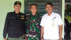 Dandim 0311/ Pessel Letkol Inf. Moch Suherli menerima kedatangan dari Petugas Taman Nasional Kerinci Seblah ( TNKS) SPTN wilayah III Pesisir Selatan. 