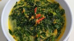 Gulai daun singkong, sayur favorit yang digemari banyak orang