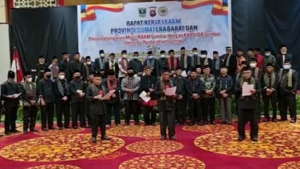 LKAAM Sumbar dan ninik mamak