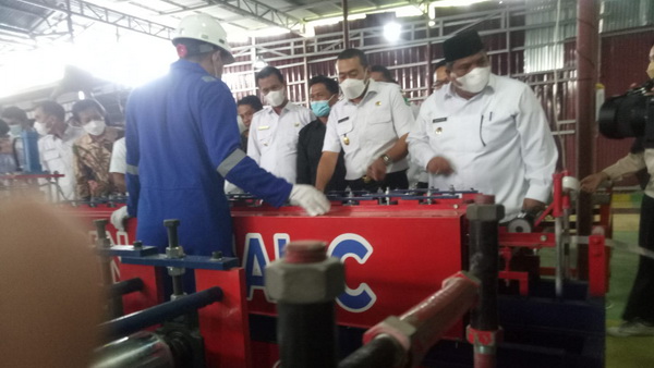 Pabrik baja ringan di Pariaman