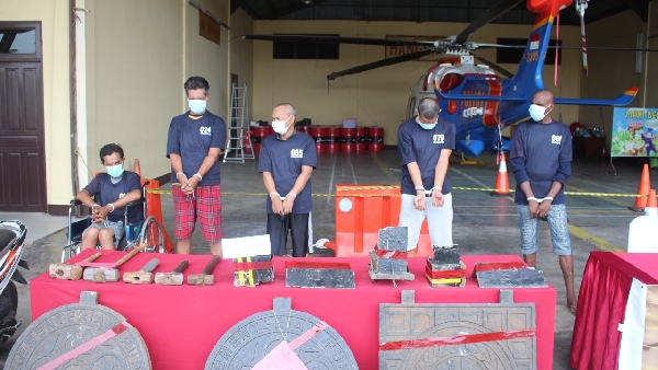 Polisi amankan pelaku pencurian pembatas trotoar