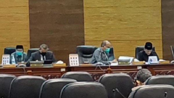 Rapat paripurna DPRD Sumbar