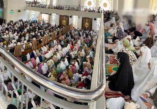 Jamaah Shalat Ied di Islamic Centre Penuh Sampai ke Lantai 2
