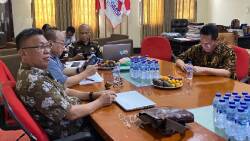 Diskusi Lingkar Merdeka-SMSI yang digelar secara hybrid, online dan offline di kantor pusat SMSI