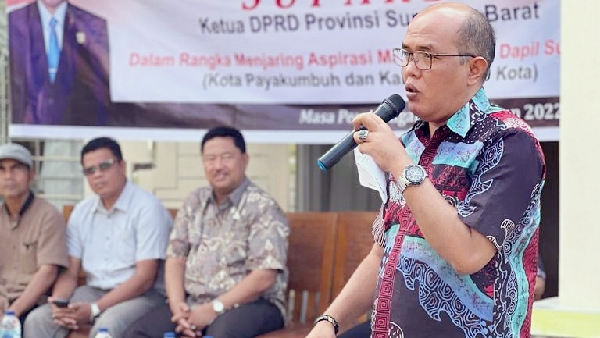 Ketua DPRD Sumbar Supardi, mengunjungi masyarakat nagari Halaban dan nagari Tanjung Gadang