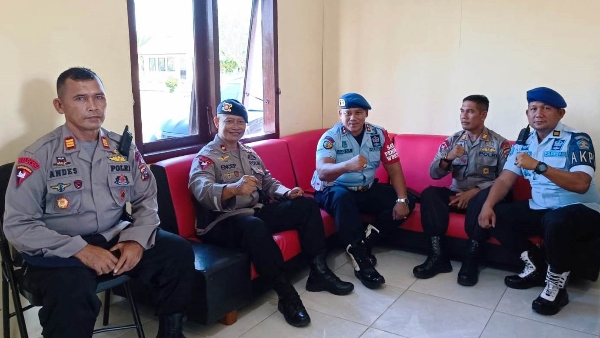 Kunjungan Kalapas Dharmasraya ke Satbrimob Polda Sumbar