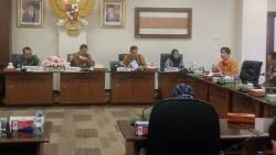 Komisi A DPRD Jawa Timur (Jatim) mengunjungi DPRD Sumbar.