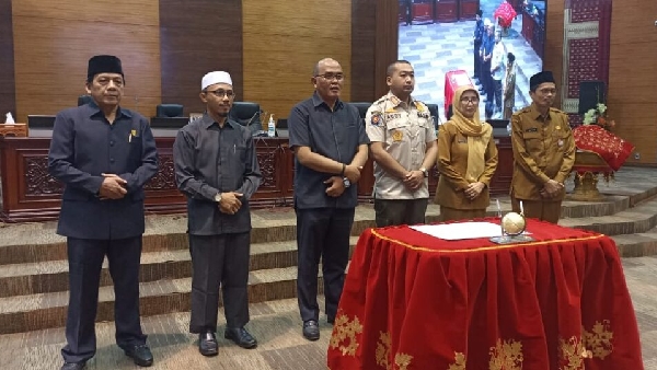 Supardi saat rapat paripurna penyampaian pandangan umum frak