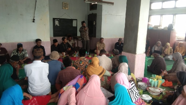 Budiman Dt. Malano Garang S.Ag, MM melaksanakan pertemuan dengan masyarakat di Daerah Pemilihan (Dapil).