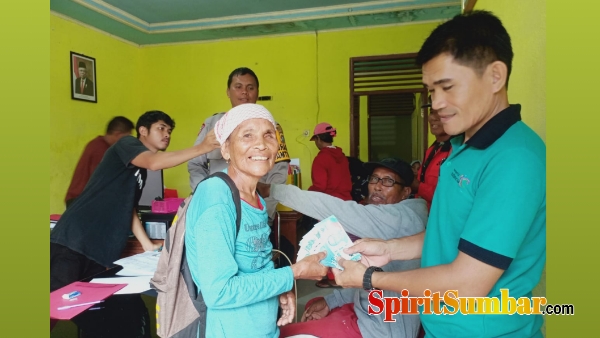 Pemdes Tuapeijat salurkan BLT DD tahap I di Tahun 2023