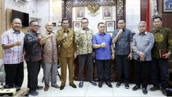 Sekretaris DPRD Sumbar Raflis terima kunker DPRD Jambi