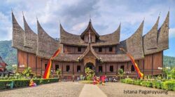 Istana Pagaruyung Lokasi Tempat Wisata di Sumatera Barat