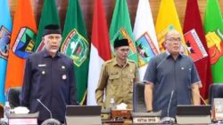 Rapat paripurna DPRD Sumbar