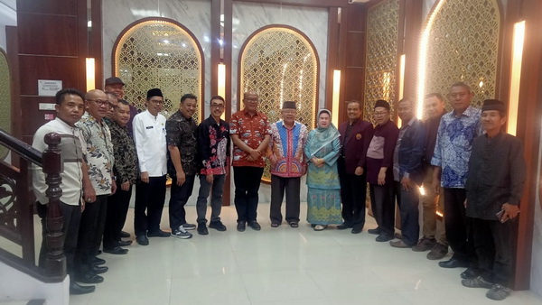 DPRD Sumbar