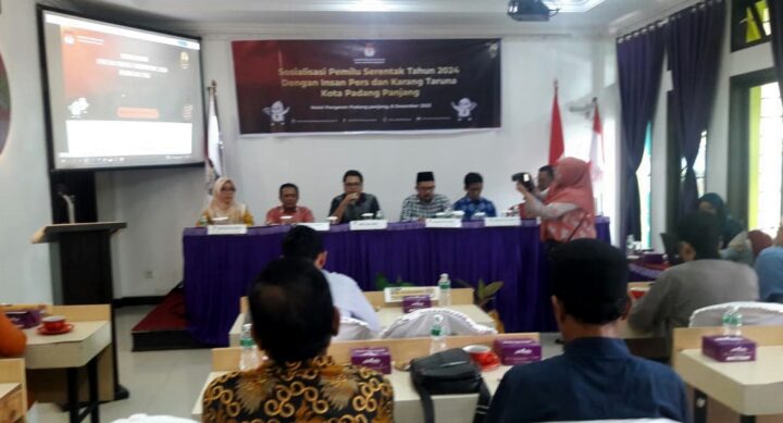 sosialisasi Pemilu Serentak oleh KPU Padang Panjang