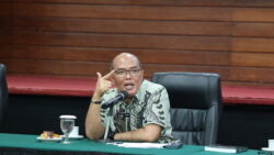Ketua DPRD Sumbar Supardi