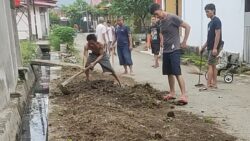 Padang Bagoro di RT 04 RW 11