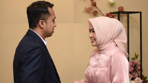 Ari Yulianda Putra, S.Sos. dan dr. Puti Nella Ayunda Putri