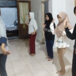 Latihan tari PIK-R Basmoker