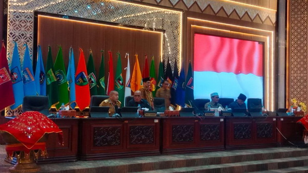 Ketua DPRD Sumbar, Supardi (