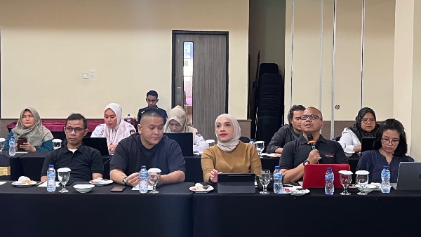 Dwi Anggia dan Atief Fadil