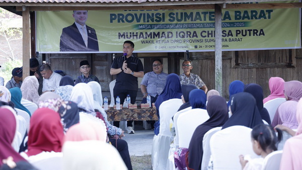 Reses Anggota DPRD Sumbar Iqra Chissa Putra di Sungai Sapih