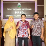 Wakil Ketua DPRD Sumbar Evi Yandri Kunjungi SMAN 2 Sumbar