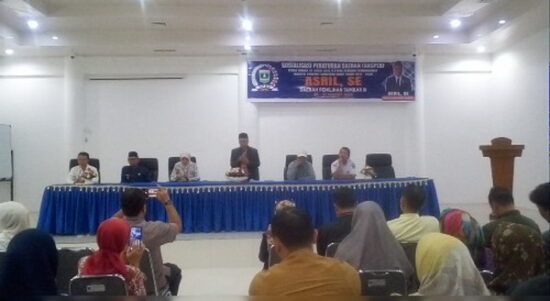 Asril, Anggota Komisi II DPRD Sumbar Gelar Sosper Perda di Bukittinggi