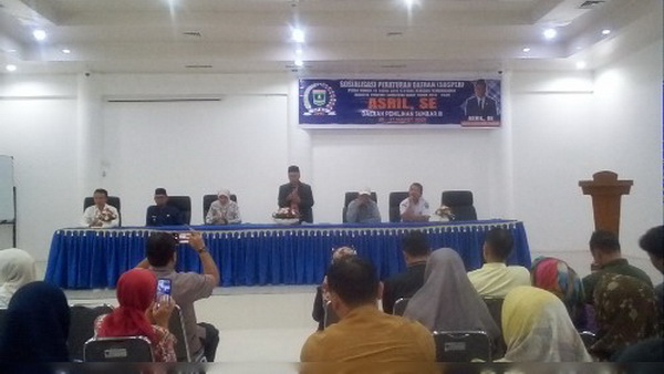 Asril, Anggota Komisi II DPRD Sumbar Gelar Sosper Perda di Bukittinggi