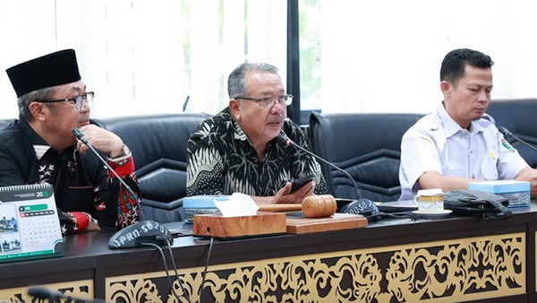 Bamus DPRD Riau Studi Tiru ke DPRD Sumbar