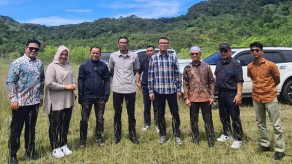 Komisi I DPRD Provinsi Sumatera Barat (Sumbar) melakukan kunjungan kerja ke kawasan wisata ikonik Kelok Sembilan pada Minggu 25/5/2026